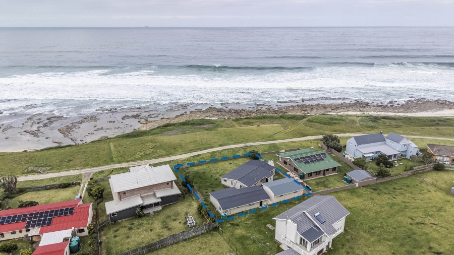 3 Bedroom Property for Sale in Marshstrand Eastern Cape